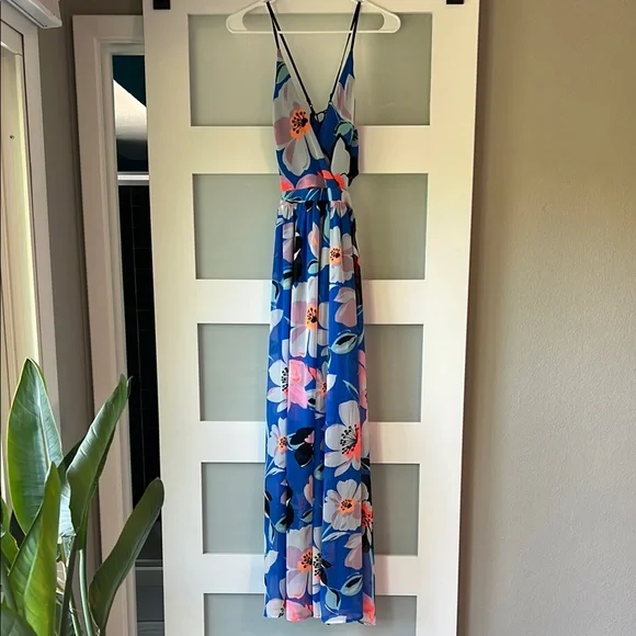 express blue floral dress The Process Blue Floral Midi Dress – Shop the Mint main image 0